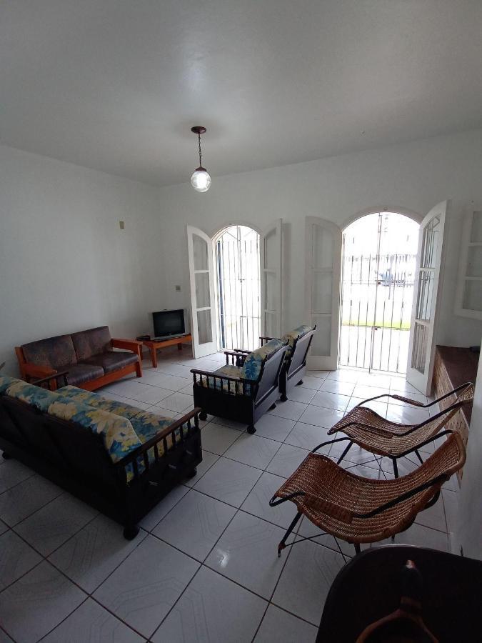 Casa Praia Grande Com Churrasqueira Villa Убатуба Екстериор снимка